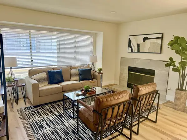 10258 Norma Gardens Dr #4, Santee, CA 92071