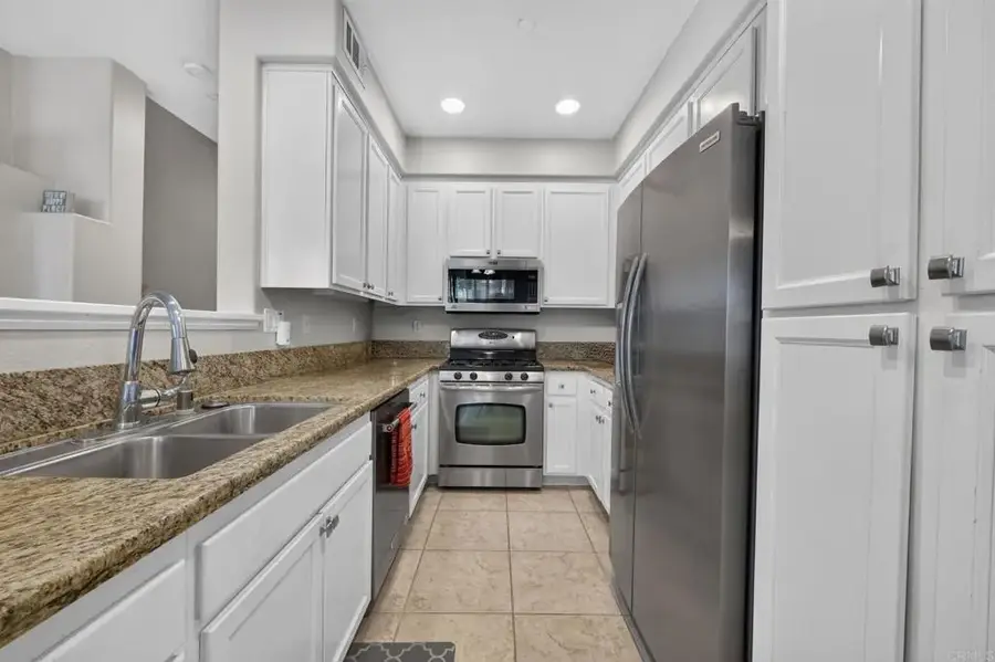 41524 Blue Canyon Avenue #3, Murrieta, CA 92562 - #2