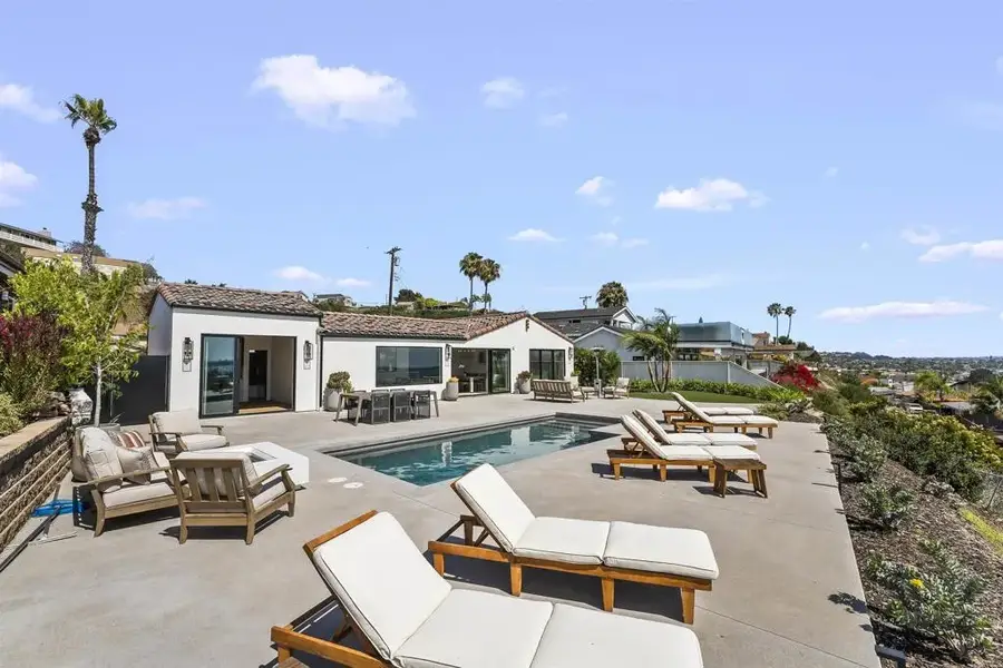 3080 Lloyd Street, San Diego, CA 92117 - #2