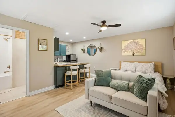 943 Park Hill Drive, Escondido, CA 92025
