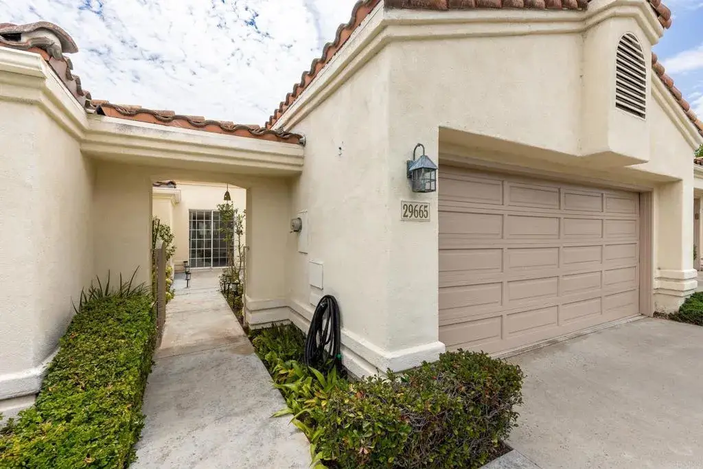 29665 Castle Creek Ln, Escondido, CA 92026 - #1