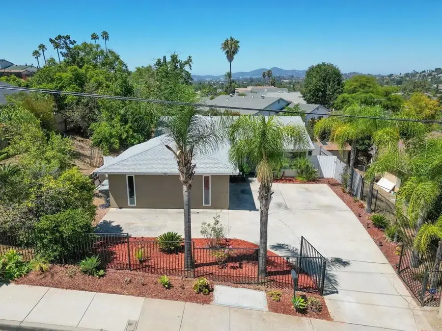 1161 N Rose St, Escondido, CA 92027 - #3