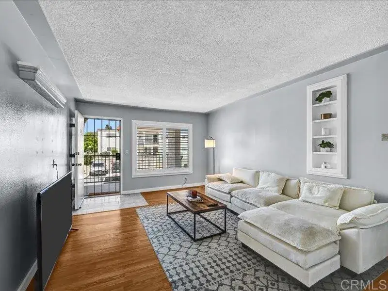 202 Candice Place, Vista, CA 92083 - #1