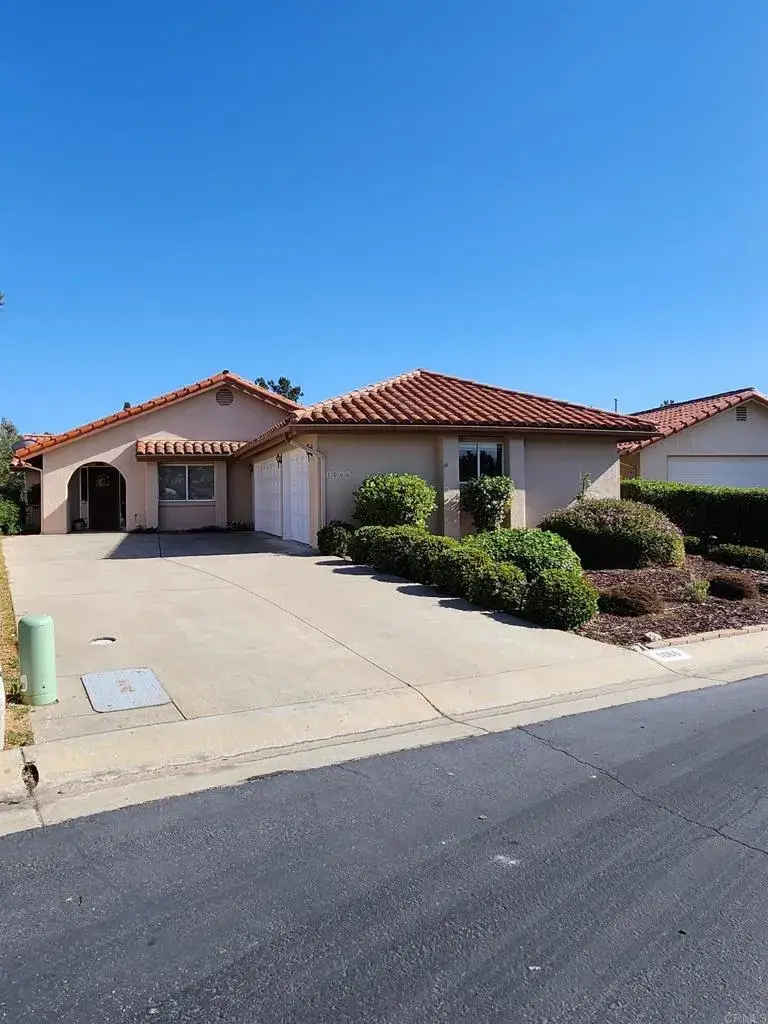 1066 Ridge Heights Drive, Fallbrook, CA 92028 - #1