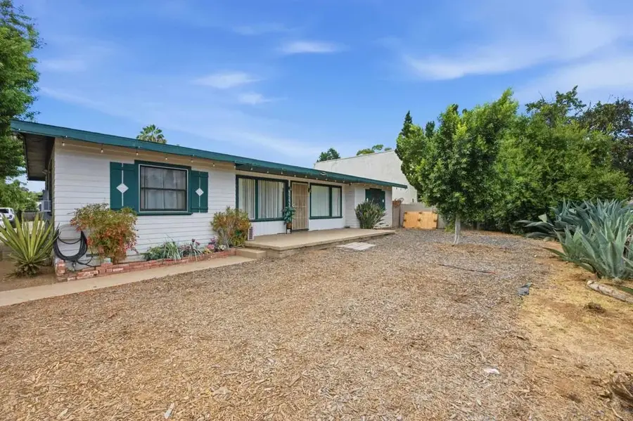 1045 N Escondido Boulevard, Escondido, CA 92026 - #2
