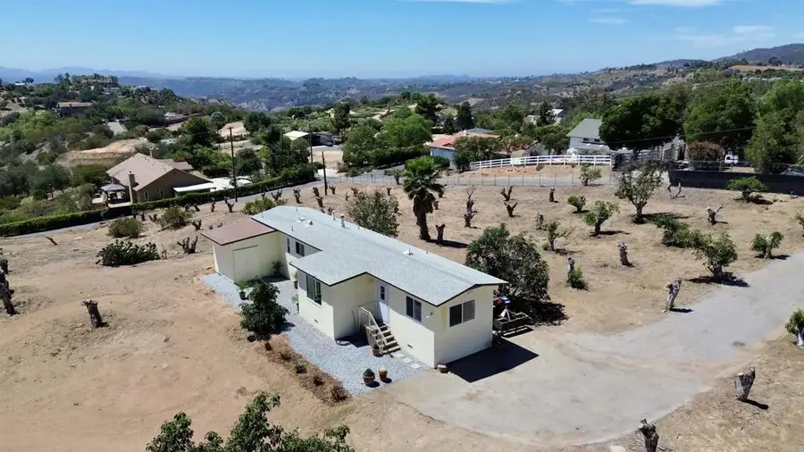1843 Canyon Heights Road, Fallbrook, CA 92028 - #3