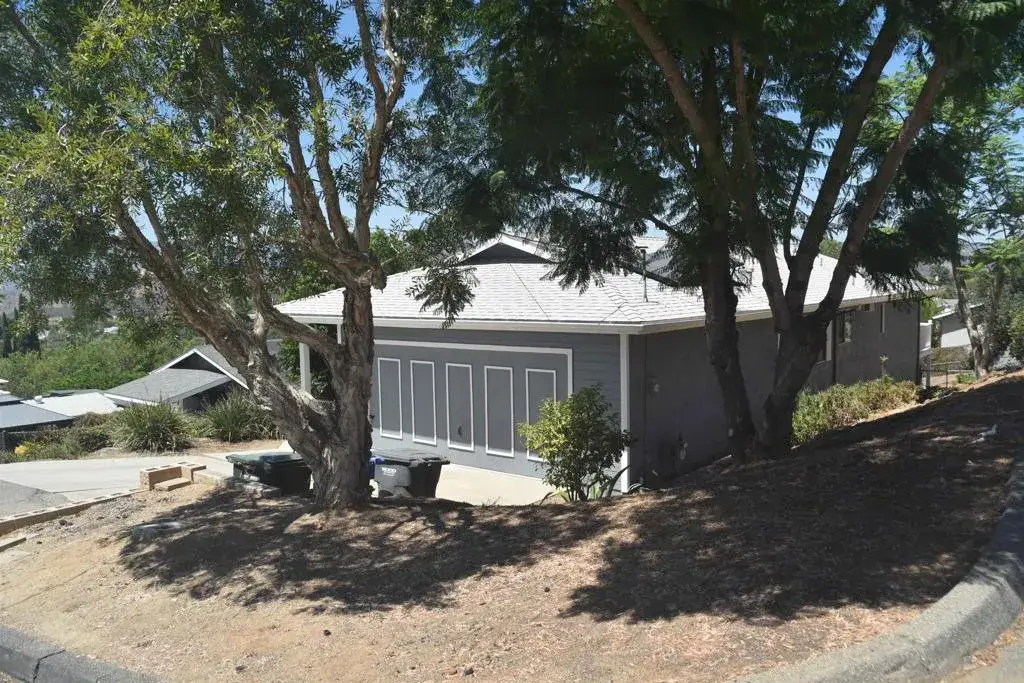 604 Porter Street, Fallbrook, CA 92028 - #1