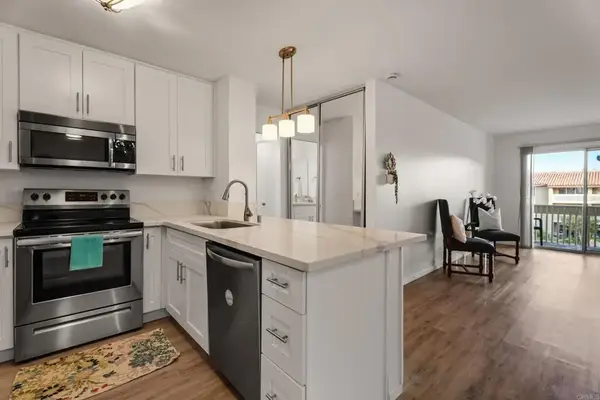 1801 Diamond Street #3-205, San Diego, CA 92109