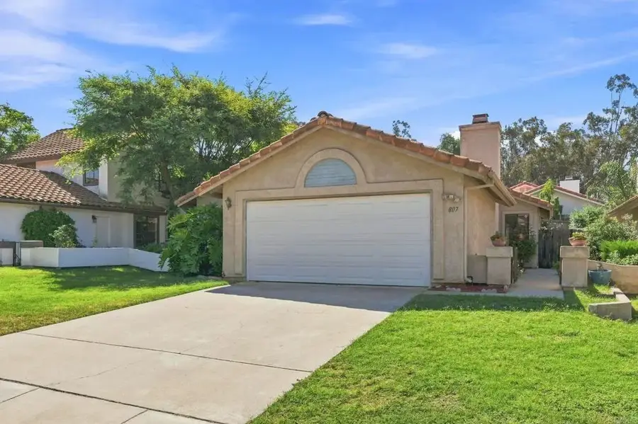 807 Cleveland Avenue, Escondido, CA 92026 - #2