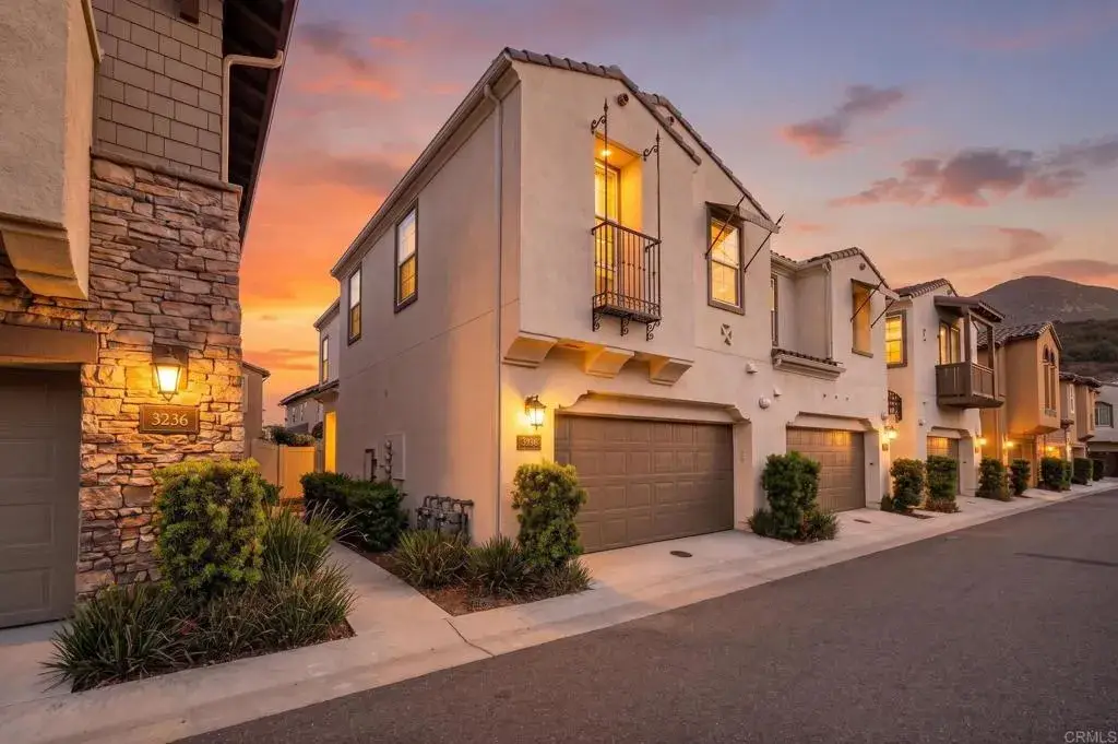 3240 Crecida Way, Carlsbad, CA 92010 - #1