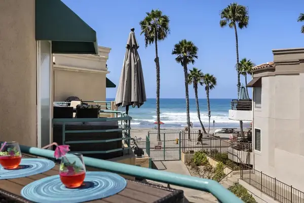 400 N The Strand #4, Oceanside, CA 92054