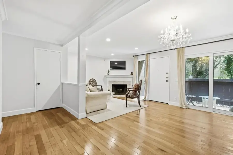 8346 Via Sonoma #D, La Jolla, CA 92037 - #2