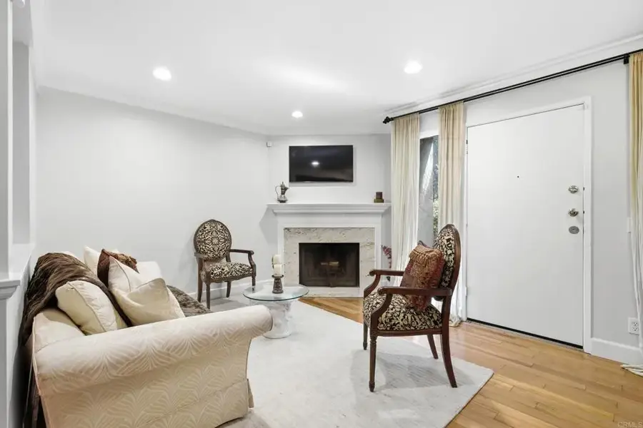 8346 Via Sonoma #D, La Jolla, CA 92037 - #3