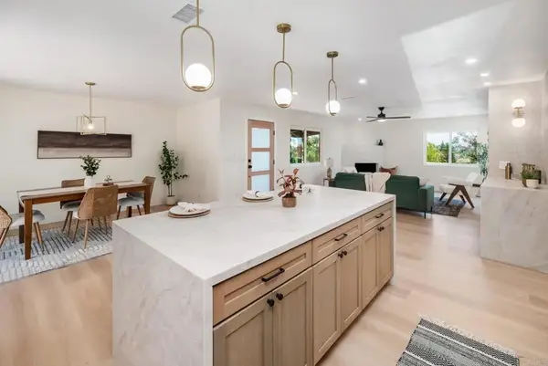 2430 Sunflower, Vista, CA 92083