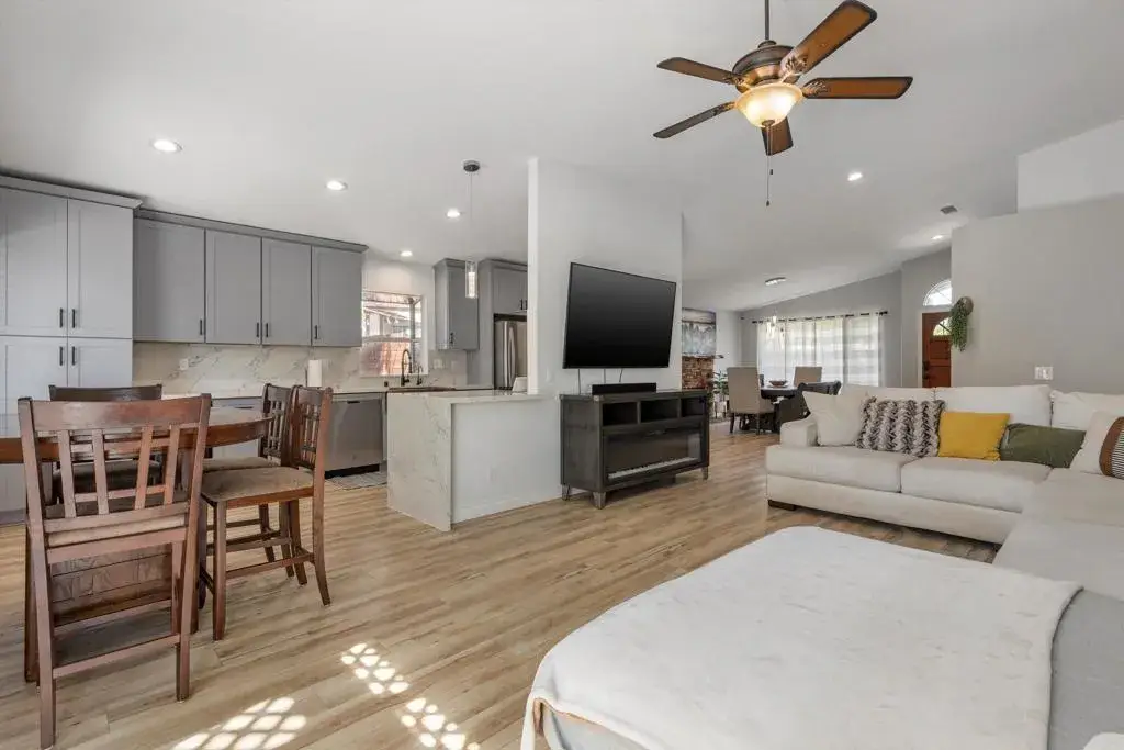 157 S Mercedes Road, Fallbrook, CA 92028 - #1