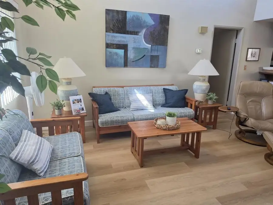 321 N Melrose Drive #B, Vista, CA 92083 - #3