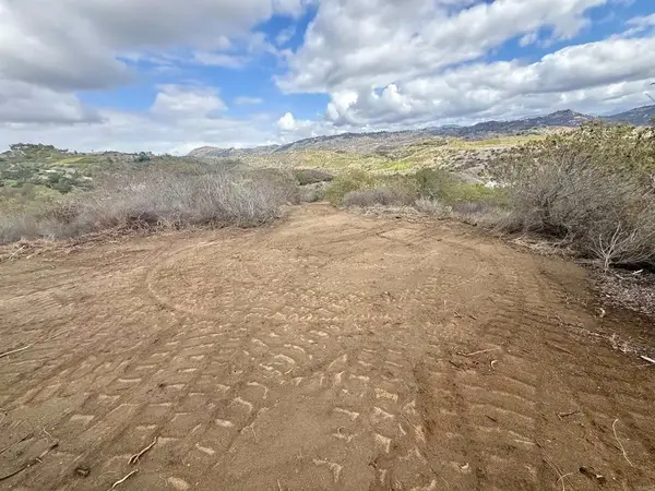 Mission Ridge Lane 22, Fallbrook, CA 92028