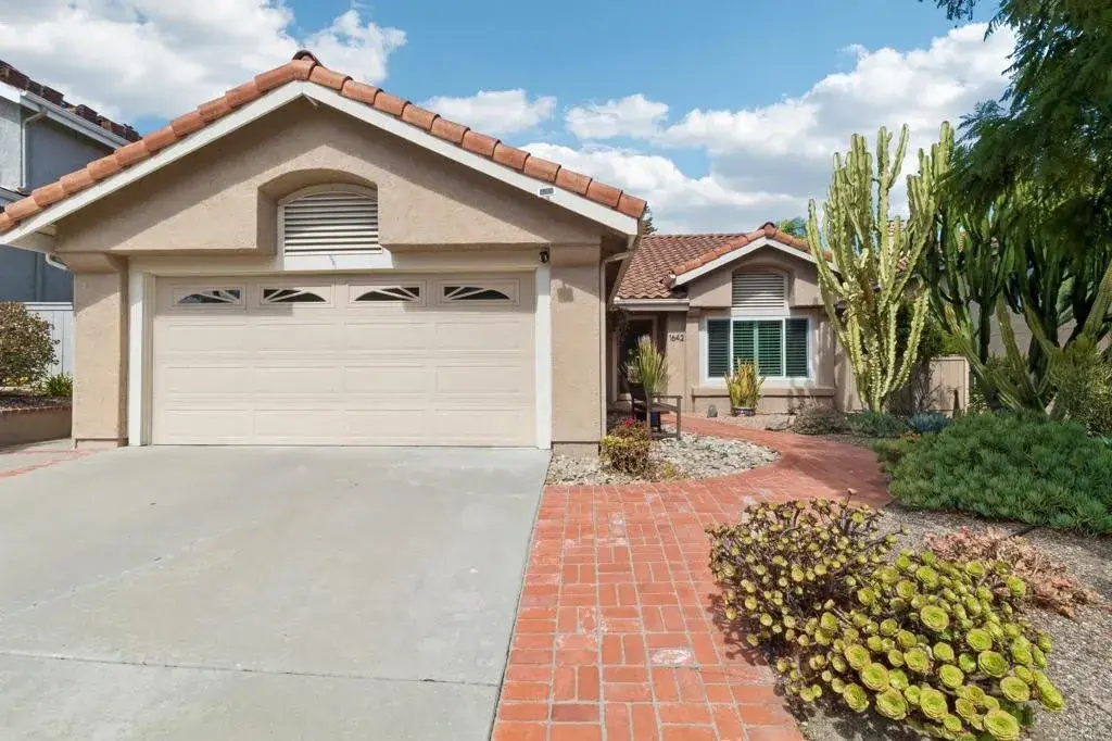 1642 Marbella Drive, Vista, CA 92081 - #1