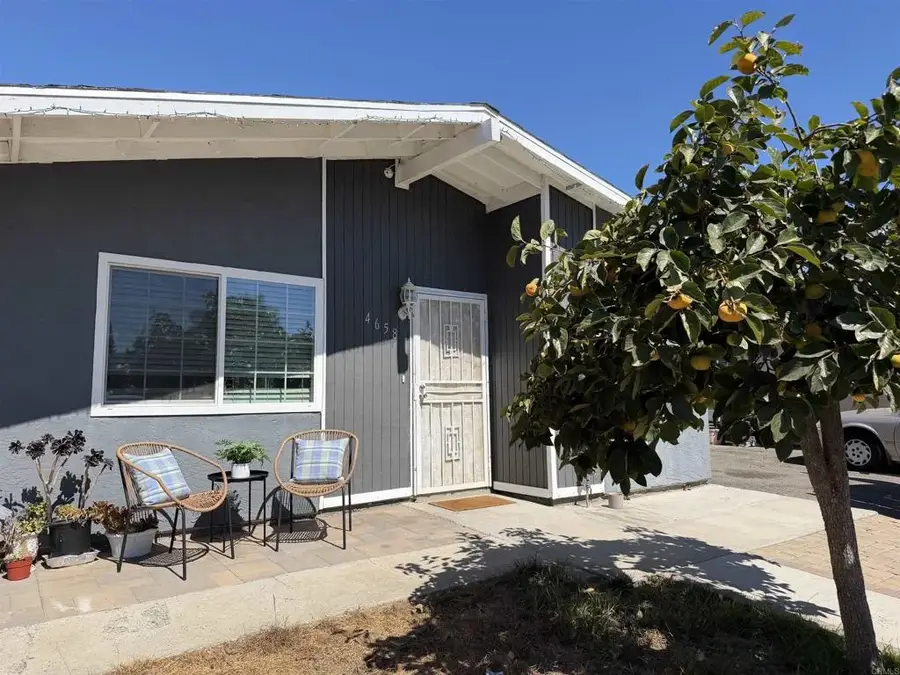 4658 Calle Del Palo, Oceanside, CA 92057 - #2