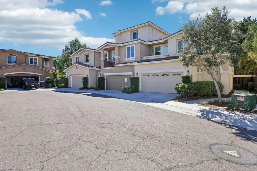 6977 Brass Pl, Carlsbad, CA 92009 - #2