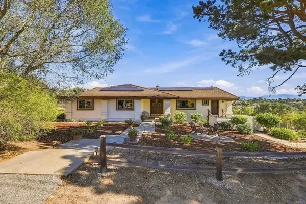 590 Elm Tree Lane, Fallbrook, CA 92028