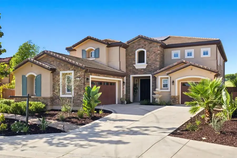 1077 Village Drive, Oceanside, CA 92057 - #2