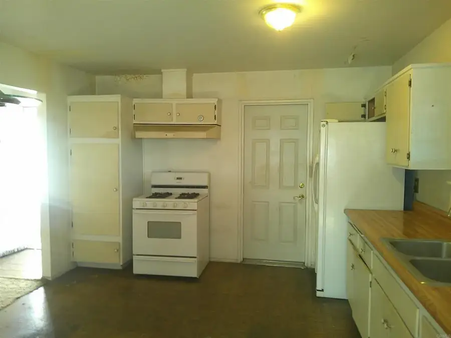 3560 Lindbergh Street, San Diego, CA 92154 - #2