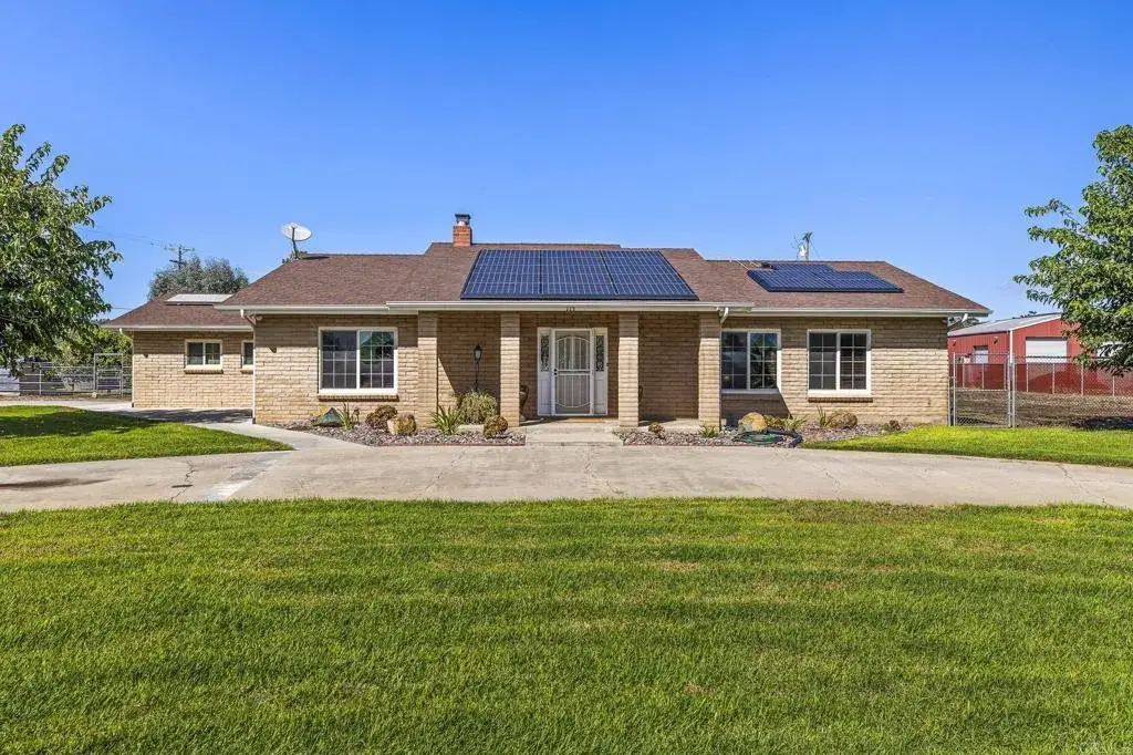 325 West Haverford, Ramona, CA 92065 - #1