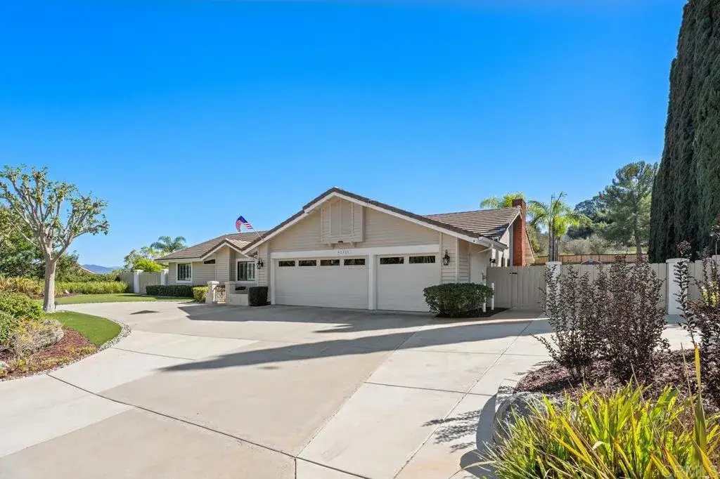 2321 Cortina Circle, Escondido, CA 92029 - #1