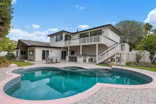 7001 Almaden Lane, Carlsbad, CA 92009