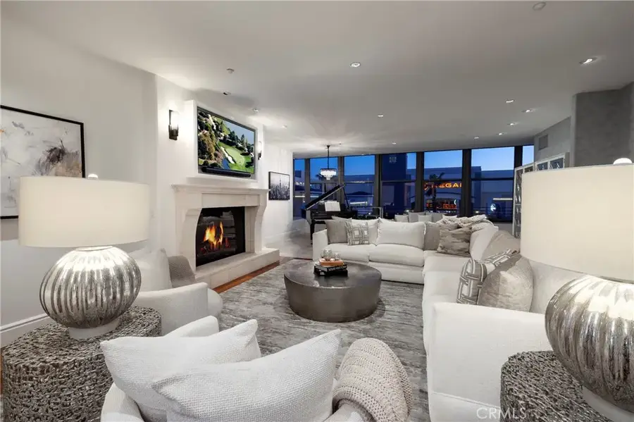 345 E Colorado Boulevard #404, Pasadena, CA 91101 - Image #3