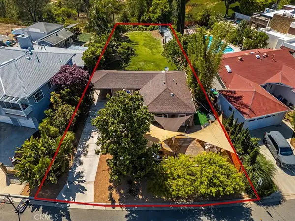 2023 Republic Avenue, Costa Mesa, CA 92627