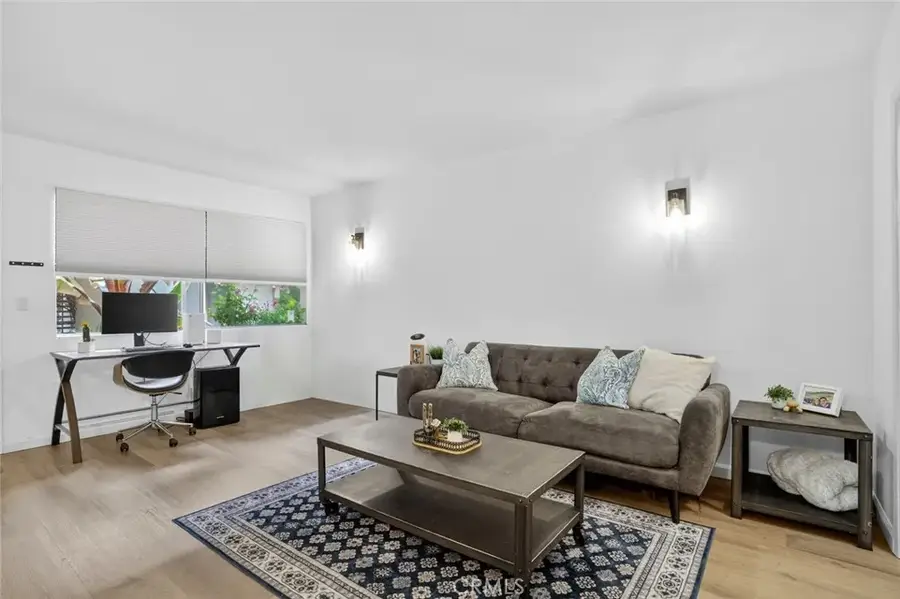 901 Linden Avenue #8, Long Beach, CA 90813 - Image #2