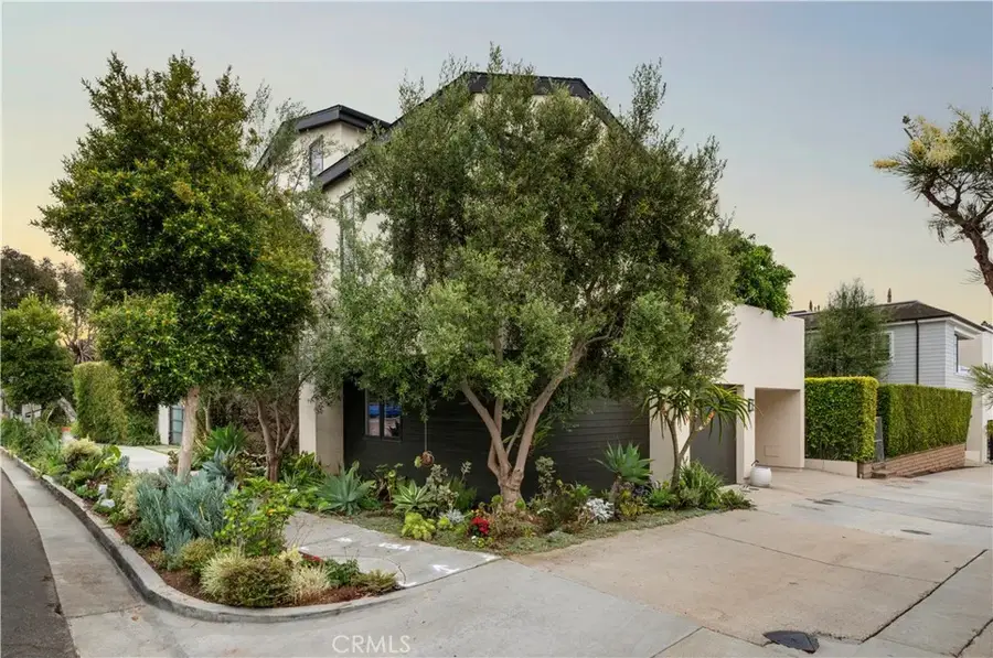 3731 5th Avenue, Corona Del Mar, CA 92625 - Image #2