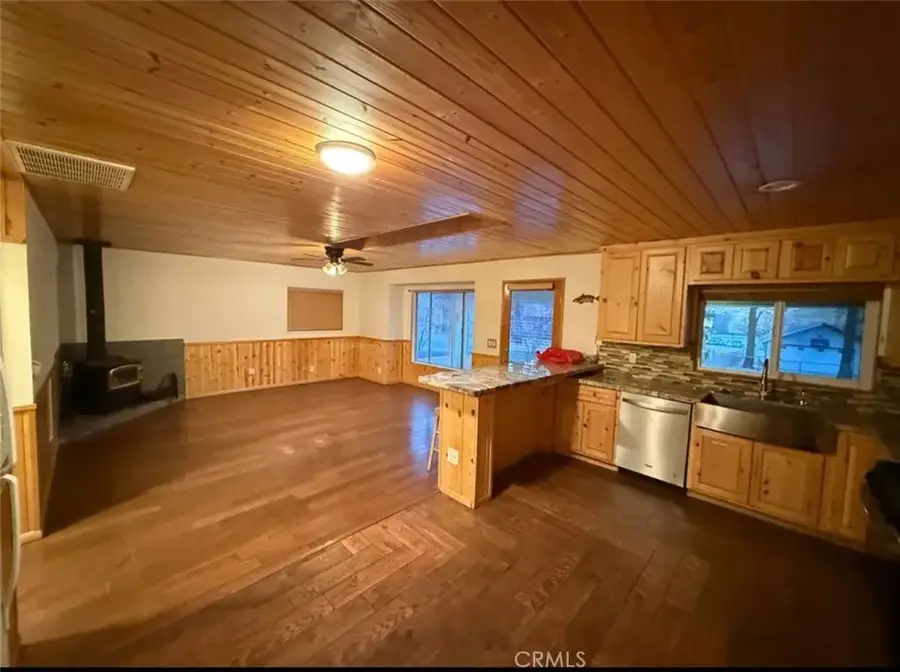 1112 E Country Club, Big Bear City, CA 92314 - Image #3