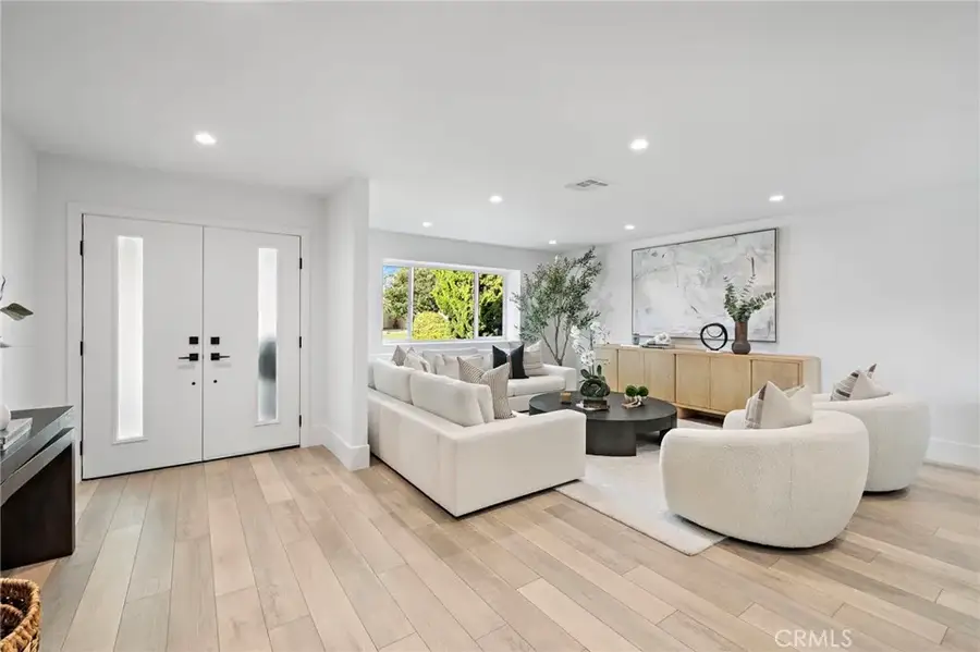 5262 Glenroy Dr, Huntington Beach, CA 92649 - Image #3