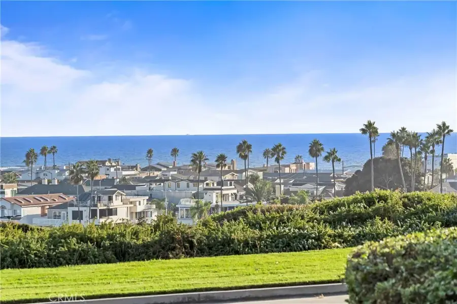 200 Paris Lane #111, Newport Beach, CA 92663 - Image #2