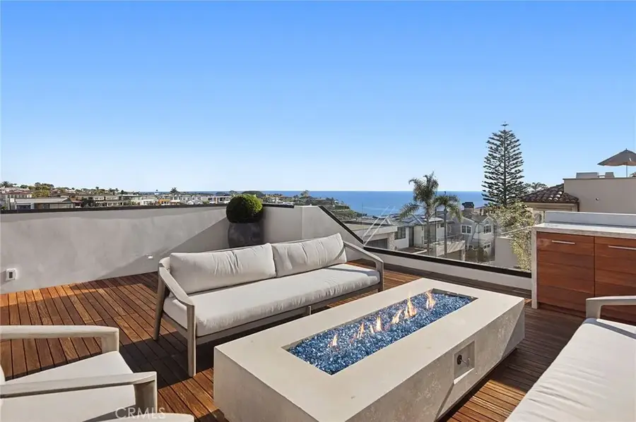 304 Poppy Ave, Corona Del Mar, CA 92625 - Image #2