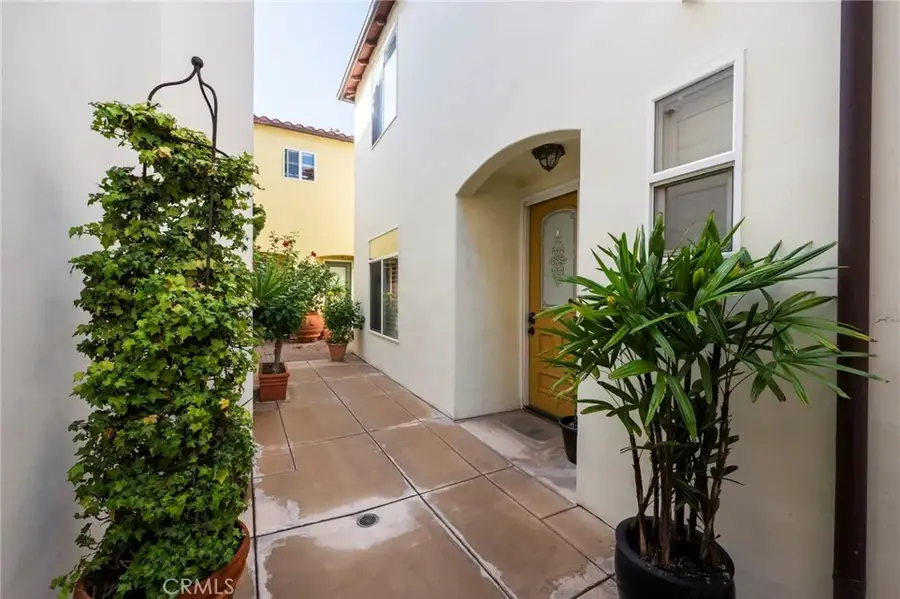 328 5th Street, Huntington Beach, CA 92648 - #3
