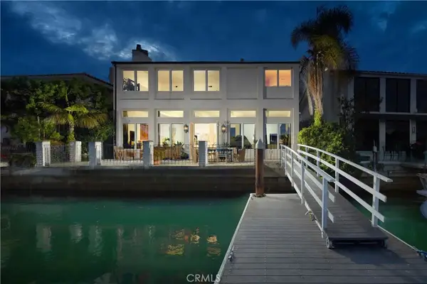 8 Linda Isle, Newport Beach, CA 92660