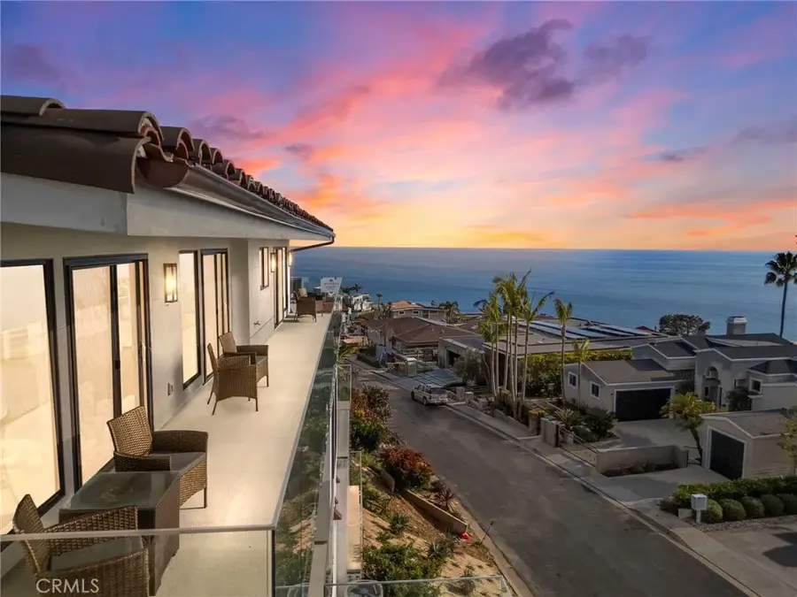 723 Balboa Avenue, Laguna Beach, CA 92651 - Image #2