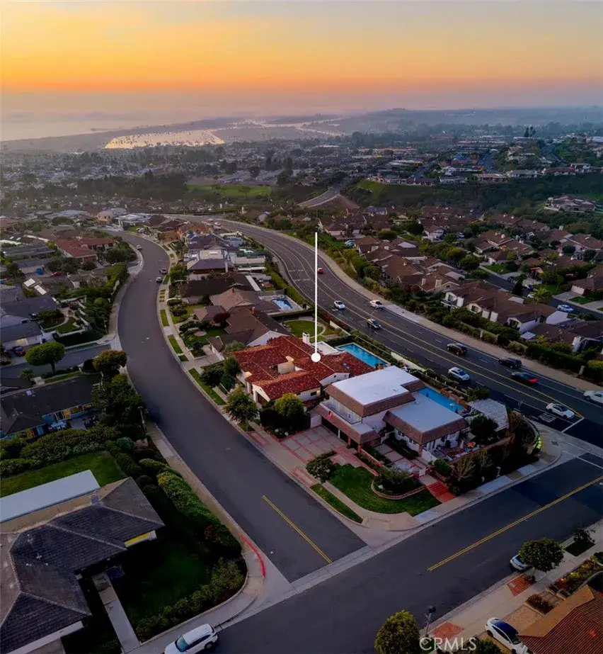 1033 Tiller, Corona Del Mar, CA 92625 - Image #2