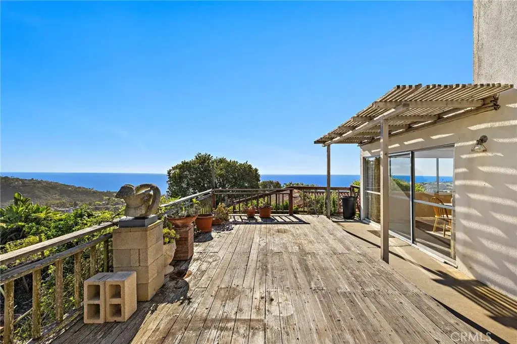2555 Temple Hills Drive, Laguna Beach, CA 92651 - #1