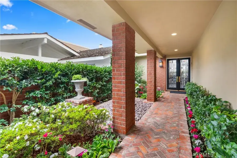 9 Rue Cannes, Newport Beach, CA 92660 - #3