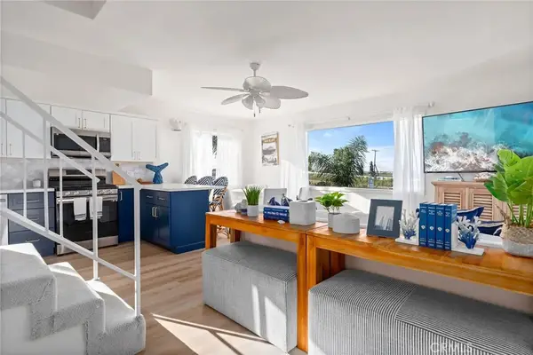 20 Pacific Avenue, Surfside, CA 90743