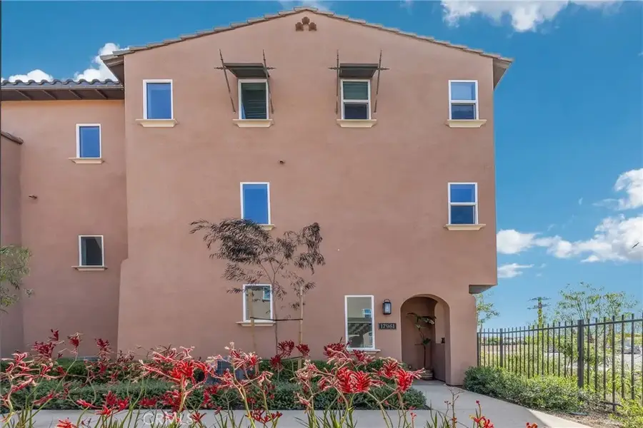 17961 Conch Lane, Huntington Beach, CA 92646 - #3