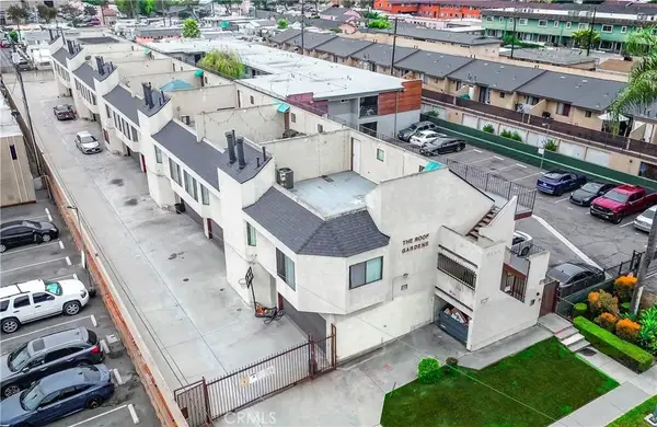 9248 Palm St, Bellflower, CA 90706