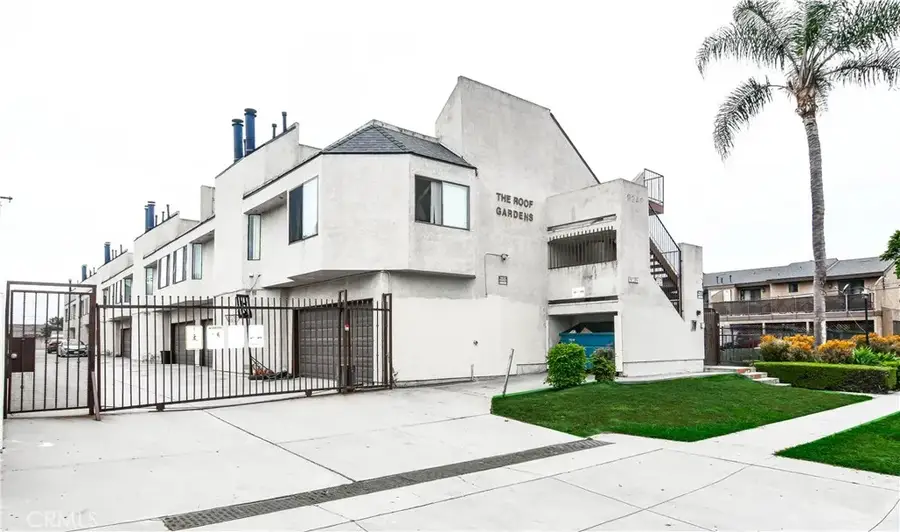 9248 Palm St, Bellflower, CA 90706 - #2