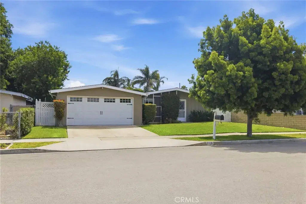 2128 College, Costa Mesa, CA 92627 - #1