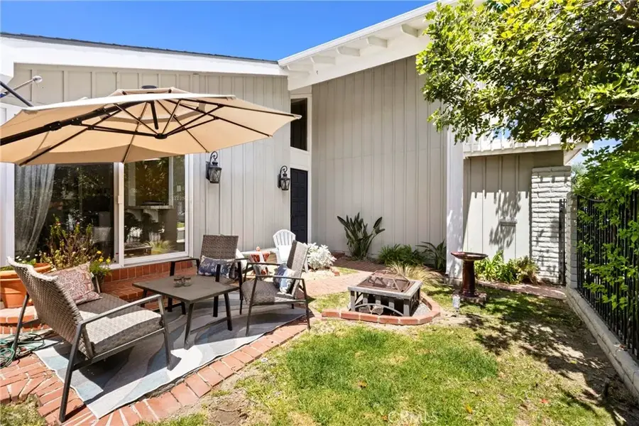 6541 Segovia, Huntington Beach, CA 92647 - #3
